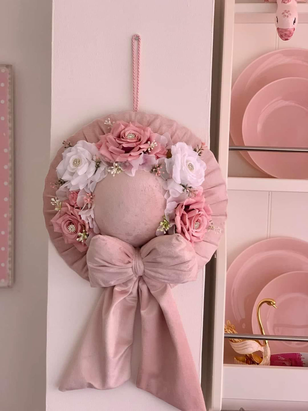 Cappello fiori e fiocco da appendere rosa, diametro 35cm